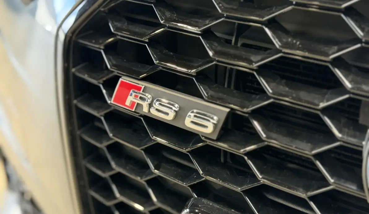 Audi RS6 AVANT 4.0 V8 TFSI 605CH PERFORMANCE QUATTRO TIPTRONIC