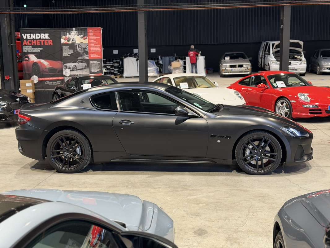 Maserati Granturismo 4.7 460CH SPORT - Alcantara - Mat