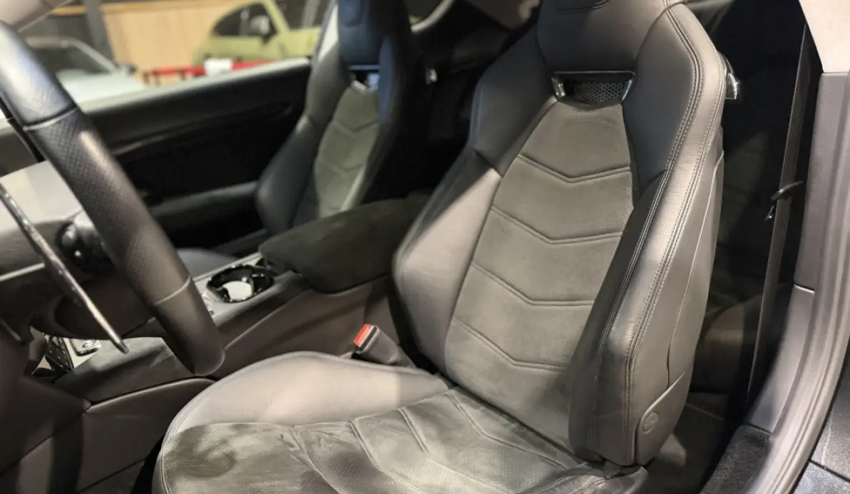 Maserati Granturismo 4.7 460CH SPORT - Alcantara - Mat