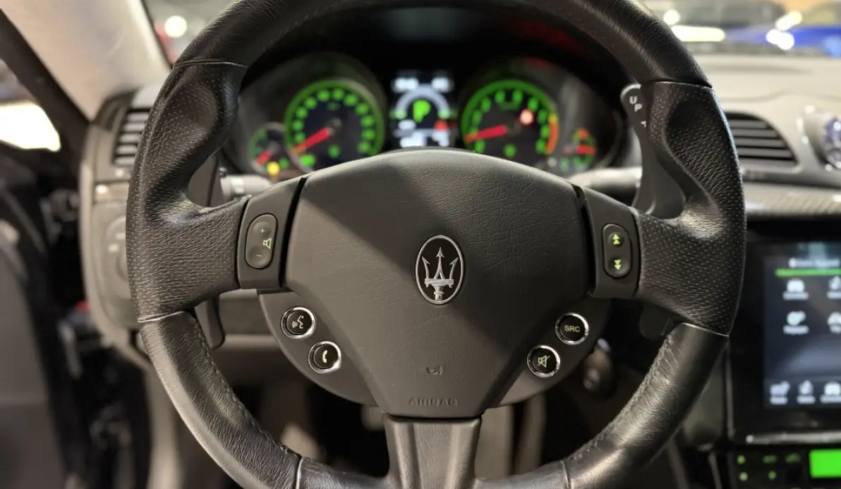 Maserati Granturismo 4.7 460CH SPORT - Alcantara - Mat