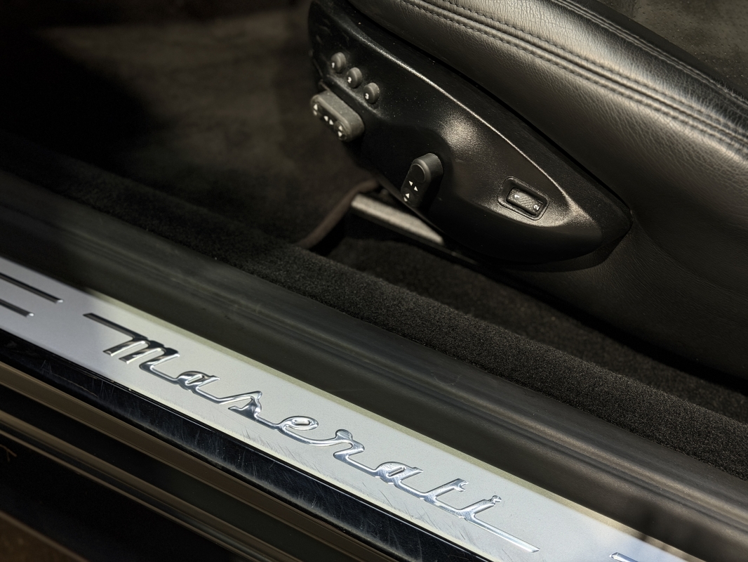 Maserati Granturismo 4.7 460CH SPORT - Alcantara - Mat