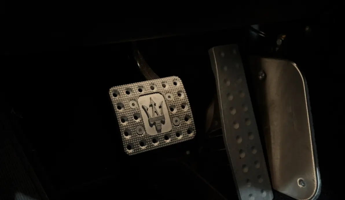 Maserati Granturismo 4.7 460CH SPORT - Alcantara - Mat