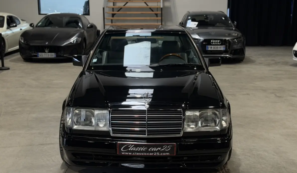 Mercedes 300 CE W124 3.0 V6 220CH - KIT AMG - AERO - BBS - CERAMIQUE