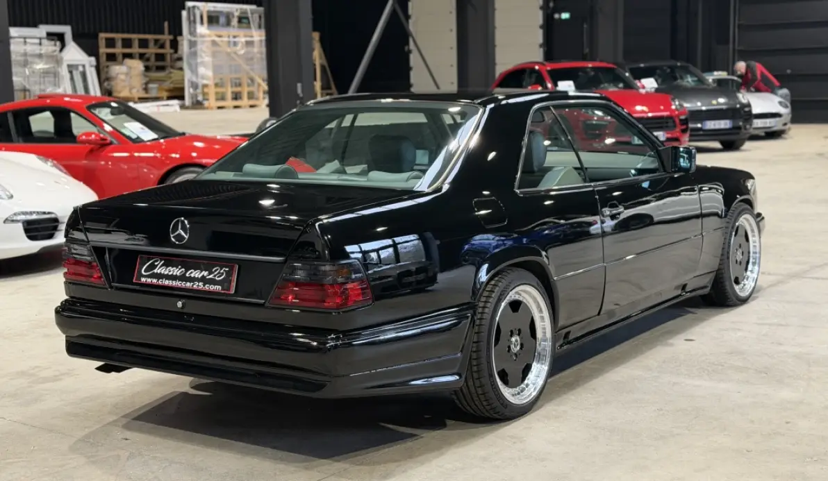 Mercedes 300 CE W124 3.0 V6 220CH - KIT AMG - AERO - BBS - CERAMIQUE
