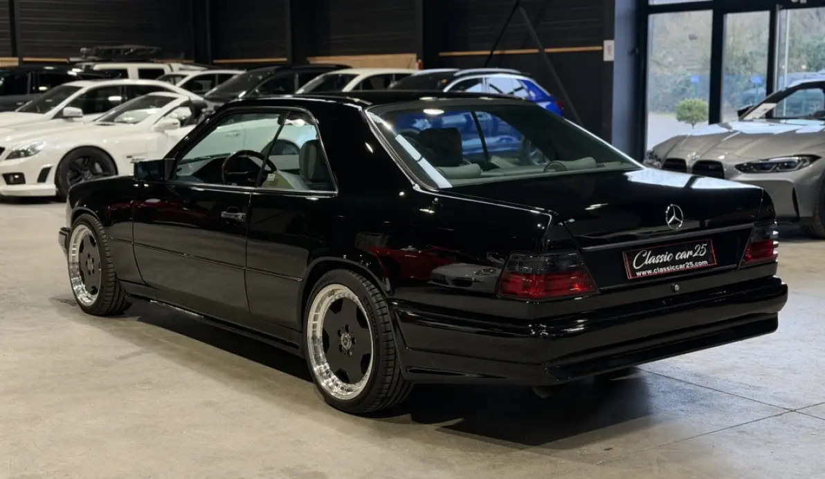 Mercedes 300 CE W124 3.0 V6 220CH - KIT AMG - AERO - BBS - CERAMIQUE