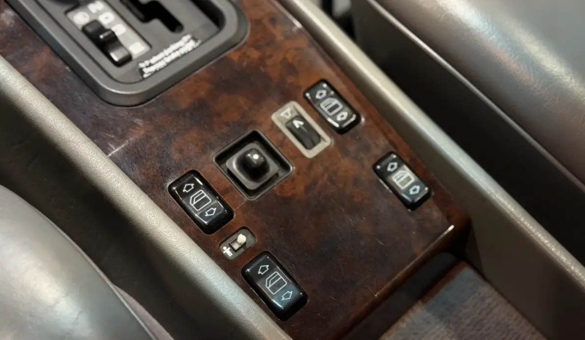 Mercedes 300 CE W124 3.0 V6 220CH - KIT AMG - AERO - BBS - CERAMIQUE