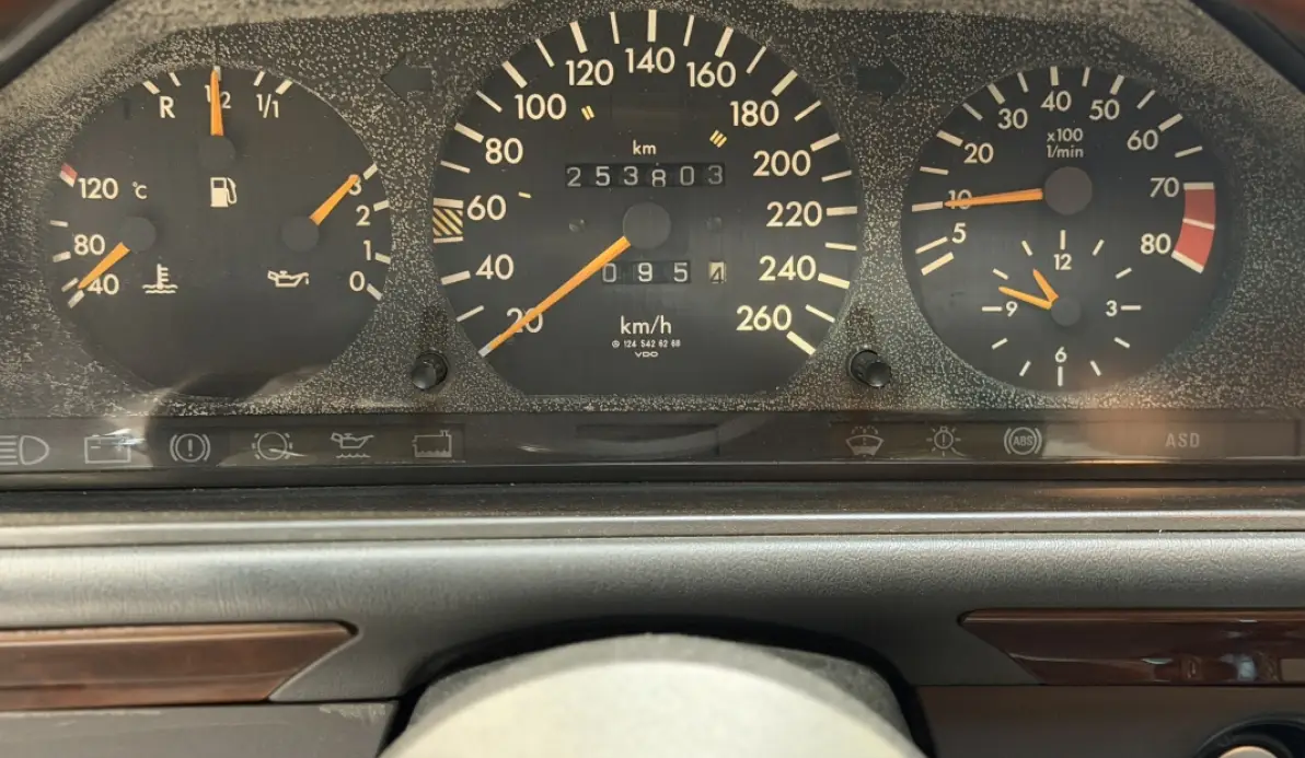 Mercedes 300 CE W124 3.0 V6 220CH - KIT AMG - AERO - BBS - CERAMIQUE