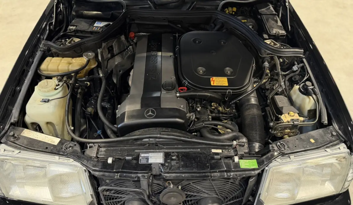 Mercedes 300 CE W124 3.0 V6 220CH - KIT AMG - AERO - BBS - CERAMIQUE