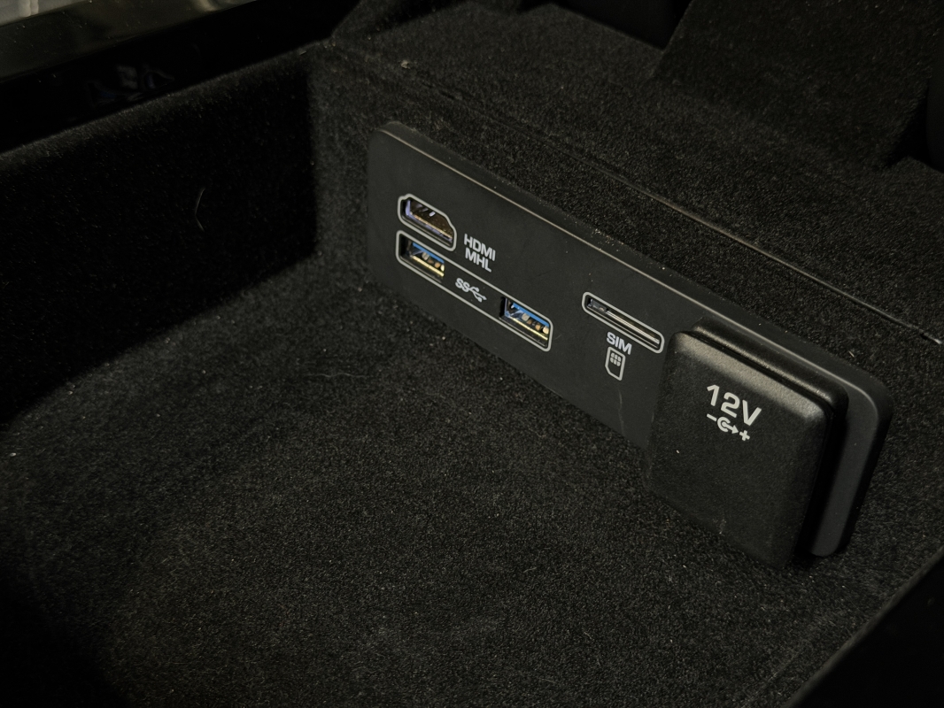 Land rover Range Rover Velar  3.0D V6 300CH R-DYNAMIC HSE AWD BVA