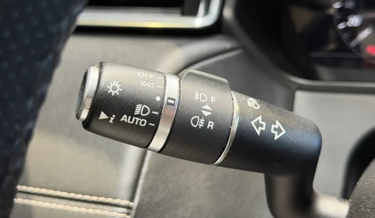 Land rover Range Rover Velar  3.0D V6 300CH R-DYNAMIC HSE AWD BVA