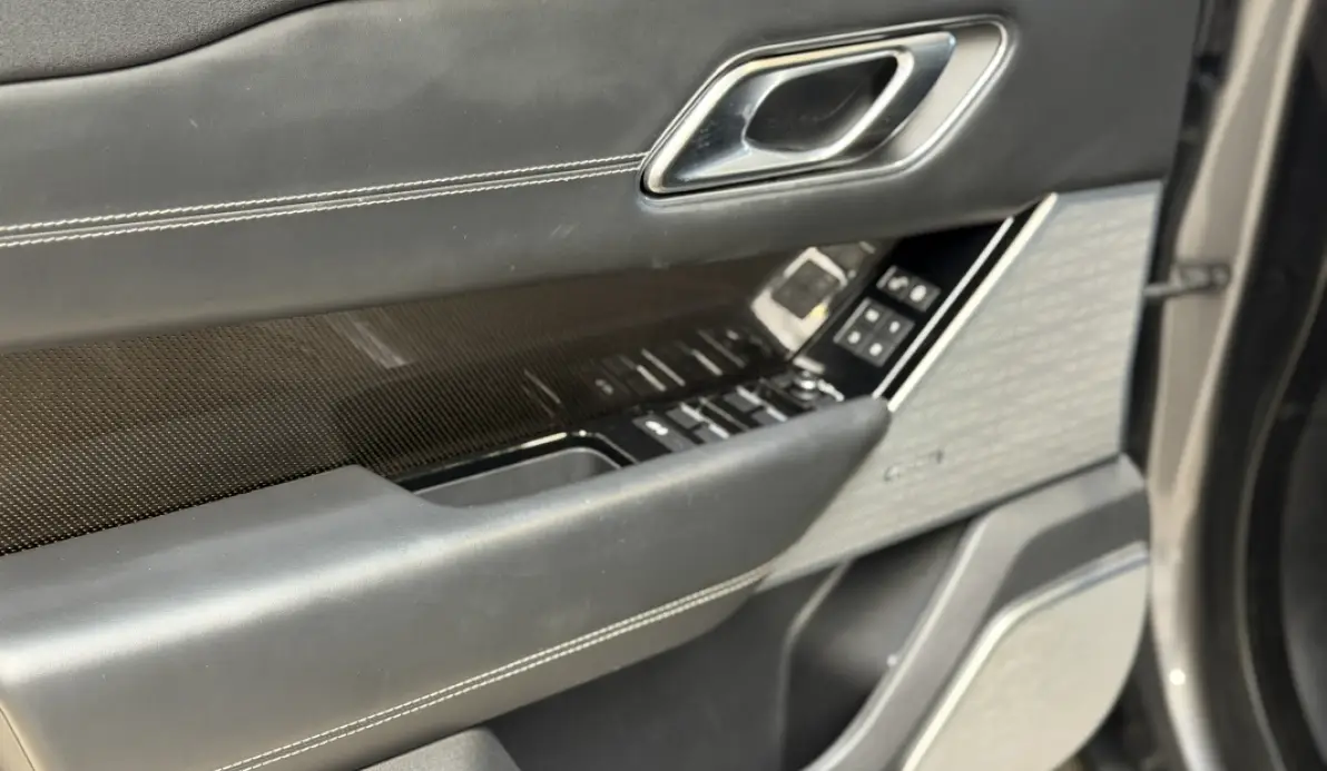 Land rover Range Rover Velar  3.0D V6 300CH R-DYNAMIC HSE AWD BVA