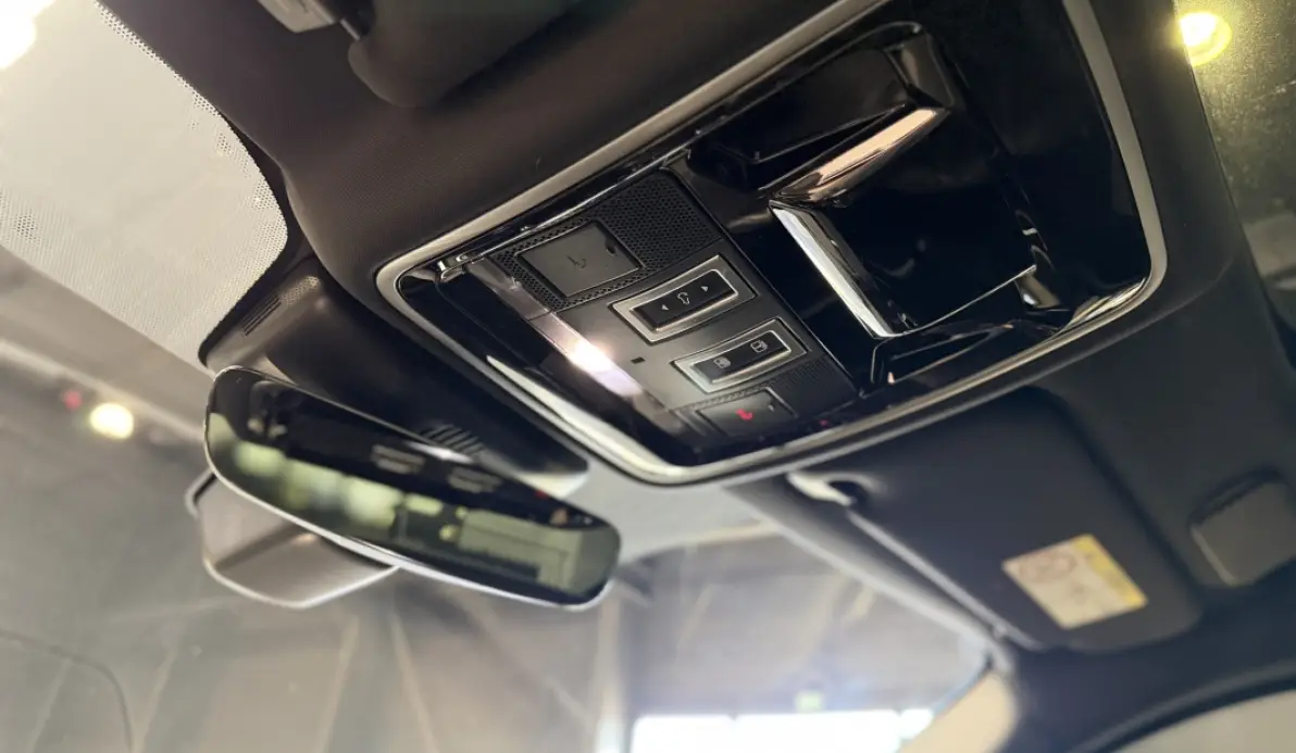 Land rover Range Rover Velar  3.0D V6 300CH R-DYNAMIC HSE AWD BVA