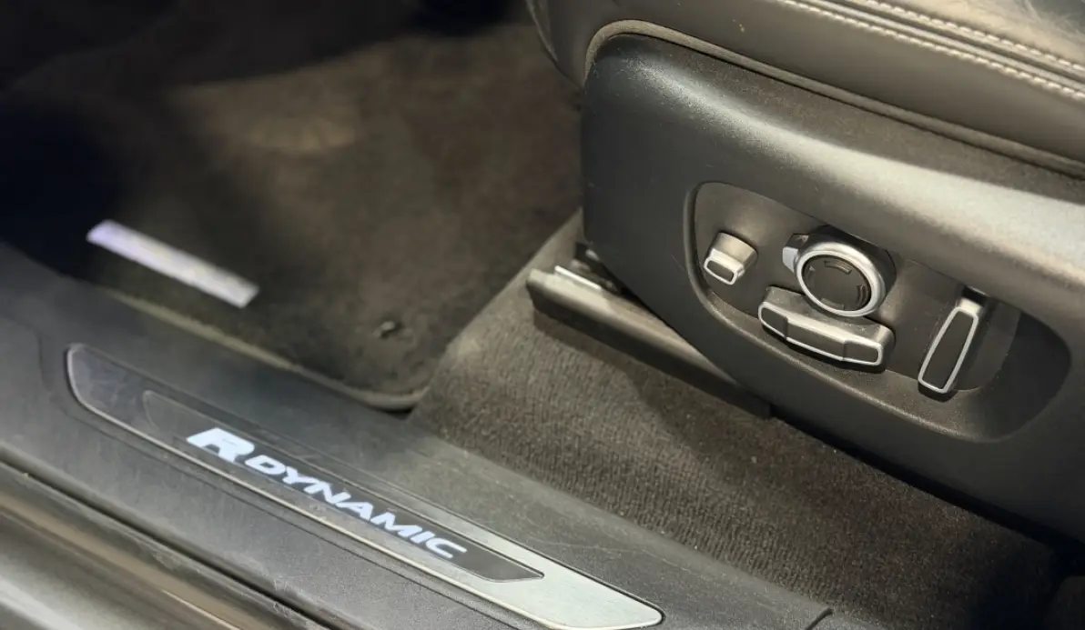 Land rover Range Rover Velar  3.0D V6 300CH R-DYNAMIC HSE AWD BVA