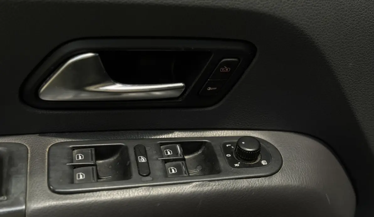 Volkswagen Amarok 2.0 BITDI 180CH HIGHLINE 4MOTION PERMANENTE BVA - Hard Top