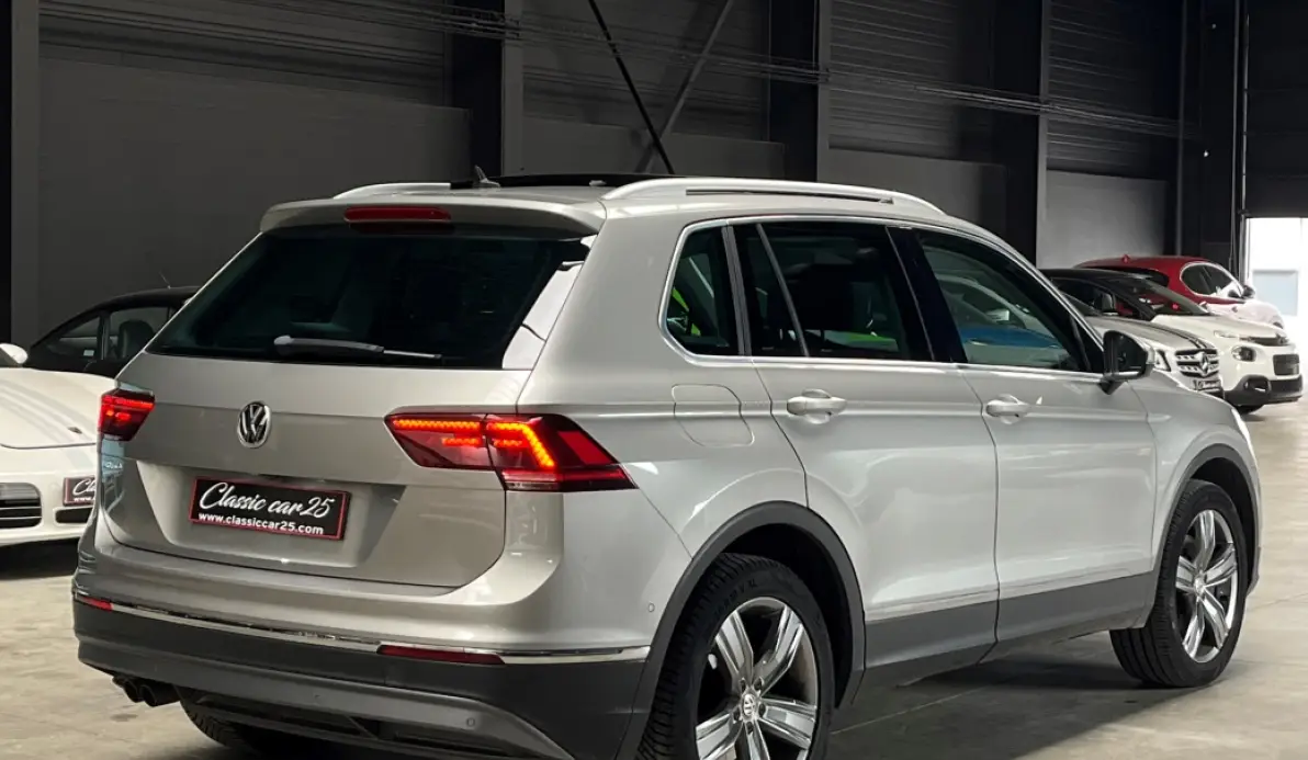 Volkswagen Tiguan 2.0 TDI 190cv 4Motion Carat Toit ouvrant / ACC / Carplay / Discover Pro