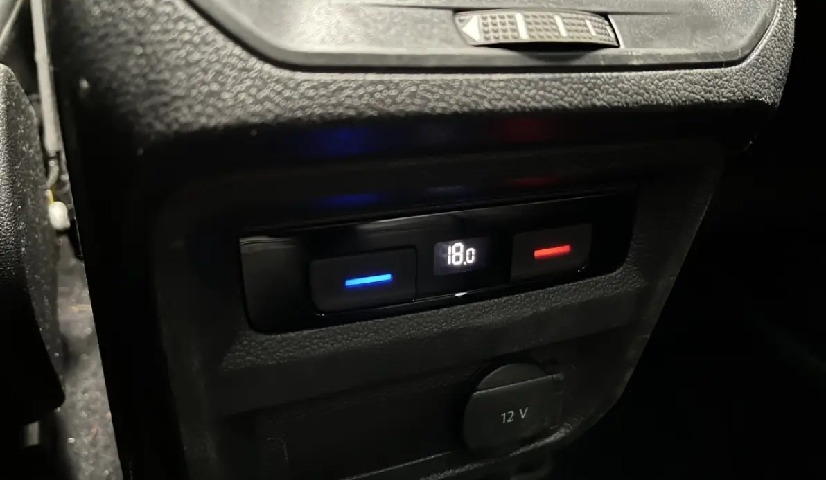 Volkswagen Tiguan 2.0 TDI 190cv 4Motion Carat Toit ouvrant / ACC / Carplay / Discover Pro