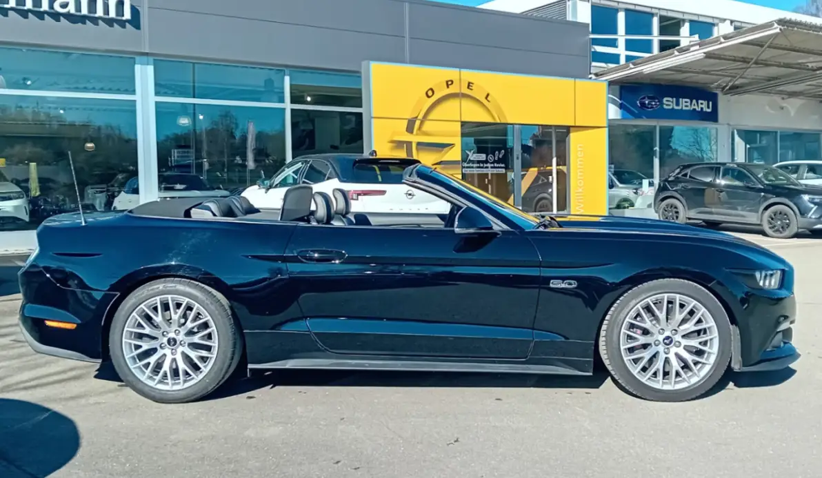 Ford Mustang Ford Mustang GT Convertible 