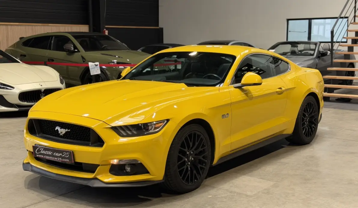 Ford Mustang FASTBACK 5.0 V8 421CH GT