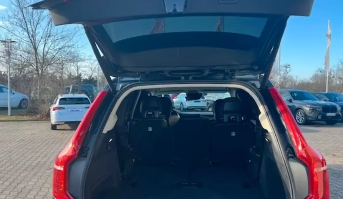 Volvo XC90 D5 ADBLUE AWD 235CH MOMENTUM GEARTRONIC 7 PLACES