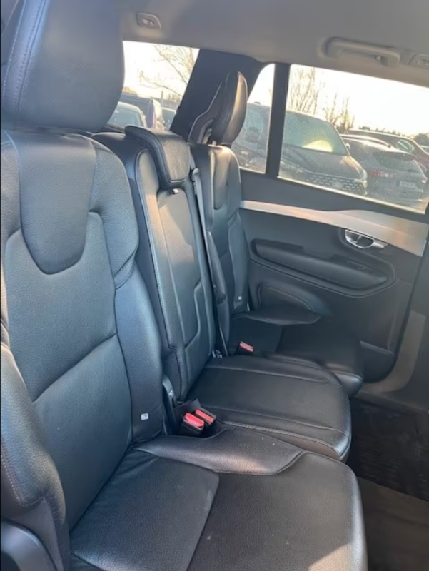 Volvo XC90 D5 ADBLUE AWD 235CH MOMENTUM GEARTRONIC 7 PLACES