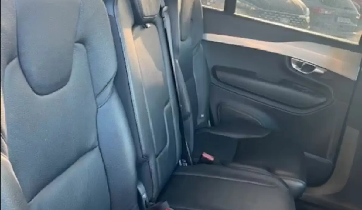 Volvo XC90 D5 ADBLUE AWD 235CH MOMENTUM GEARTRONIC 7 PLACES