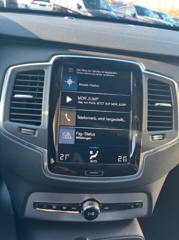 Volvo XC90 D5 ADBLUE AWD 235CH MOMENTUM GEARTRONIC 7 PLACES