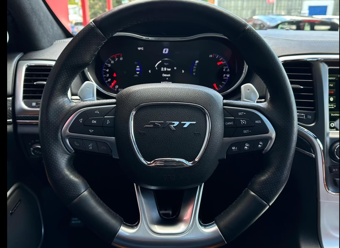 Jeep Grand Cherokee SRT 6.4 V8 HEMI 468CH SRT BVA8