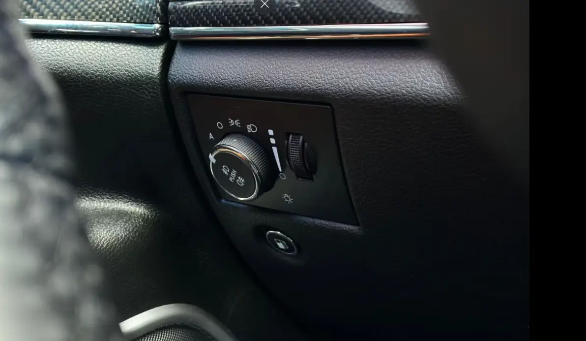 Jeep Grand Cherokee SRT 6.4 V8 HEMI 468CH SRT BVA8