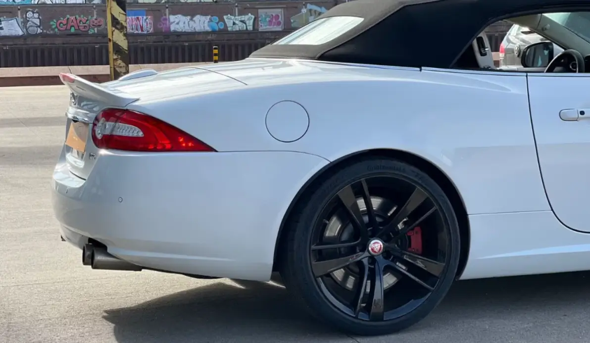 Jaguar XK 5.0 V8 R