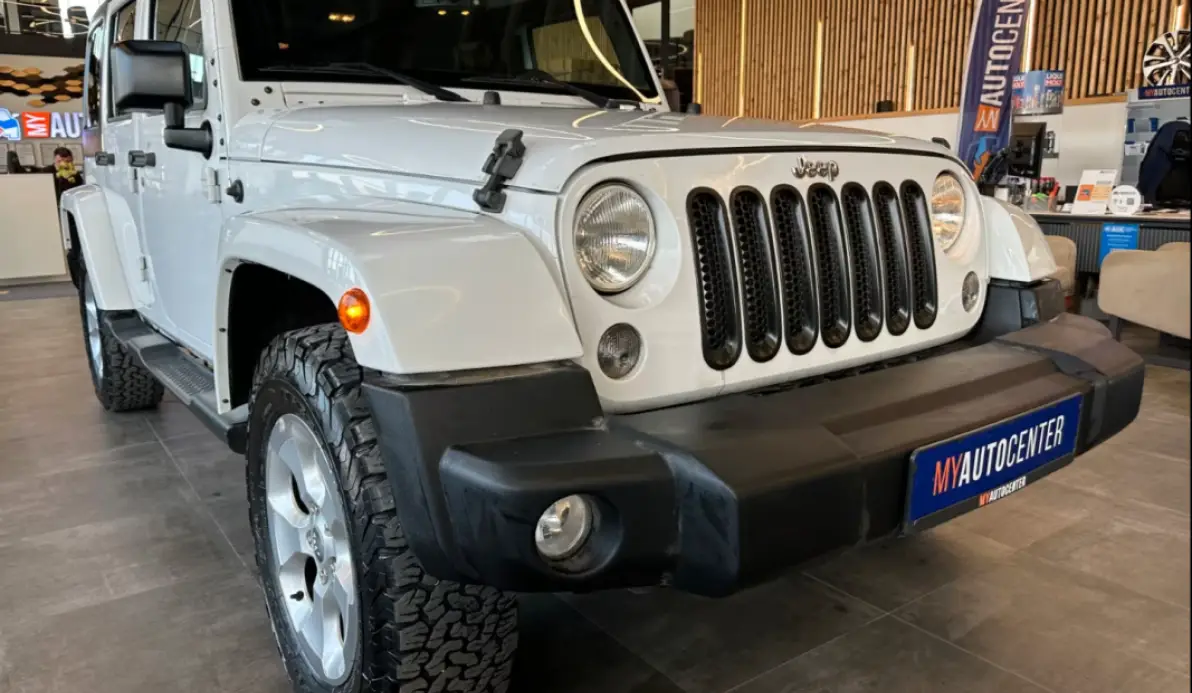 Jeep Wrangler 2.8 CRD 200CH FAP SAHARA BVA