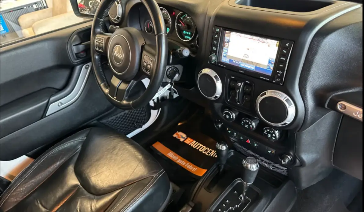 Jeep Wrangler 2.8 CRD 200CH FAP SAHARA BVA