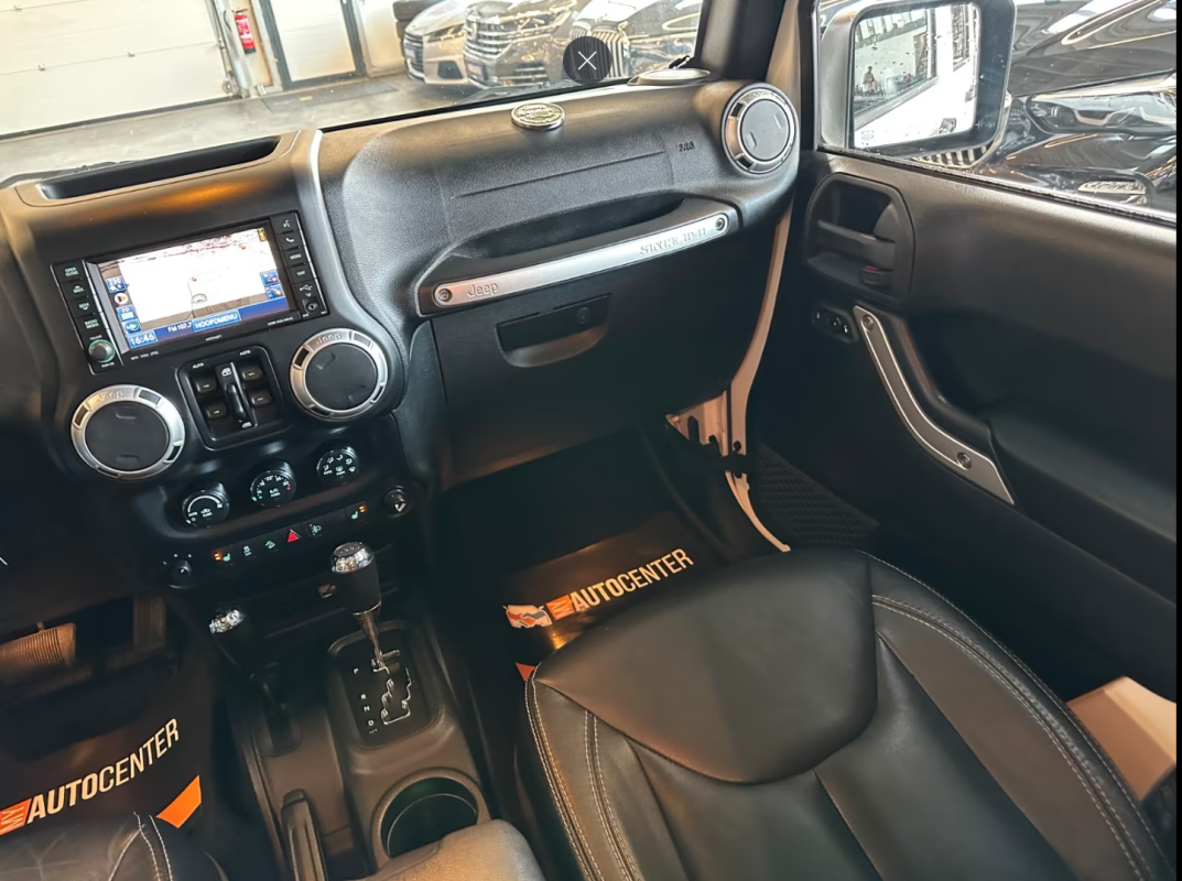 Jeep Wrangler 2.8 CRD 200CH FAP SAHARA BVA