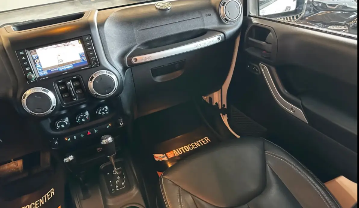 Jeep Wrangler 2.8 CRD 200CH FAP SAHARA BVA