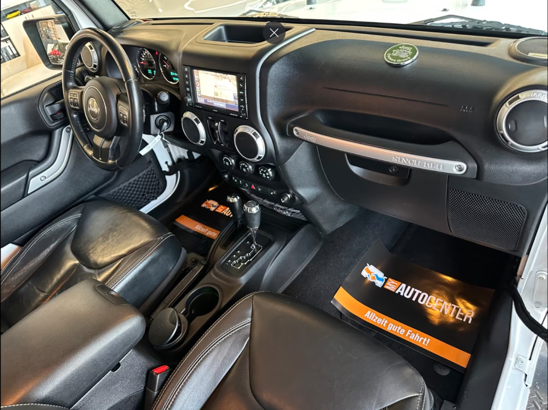 Jeep Wrangler 2.8 CRD 200CH FAP SAHARA BVA