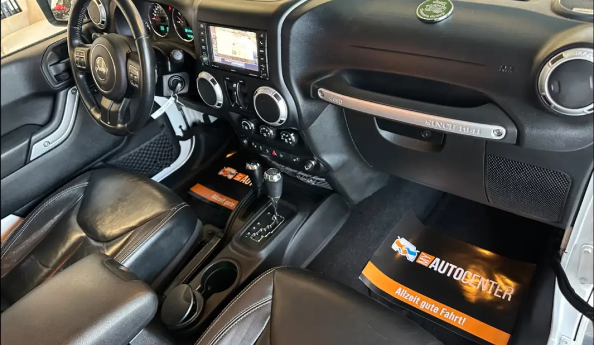 Jeep Wrangler 2.8 CRD 200CH FAP SAHARA BVA