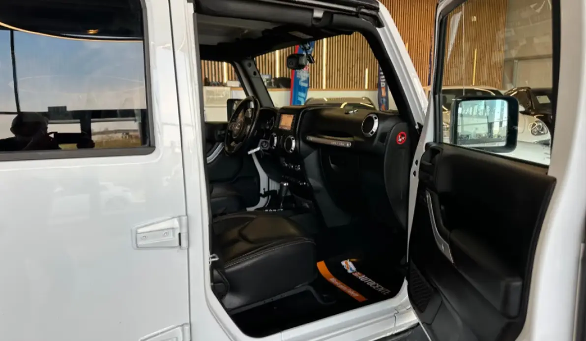 Jeep Wrangler 2.8 CRD 200CH FAP SAHARA BVA