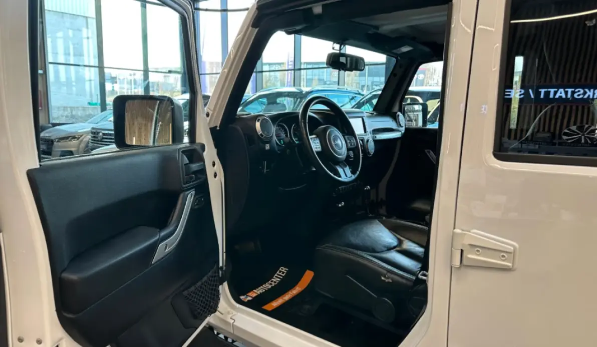 Jeep Wrangler 2.8 CRD 200CH FAP SAHARA BVA