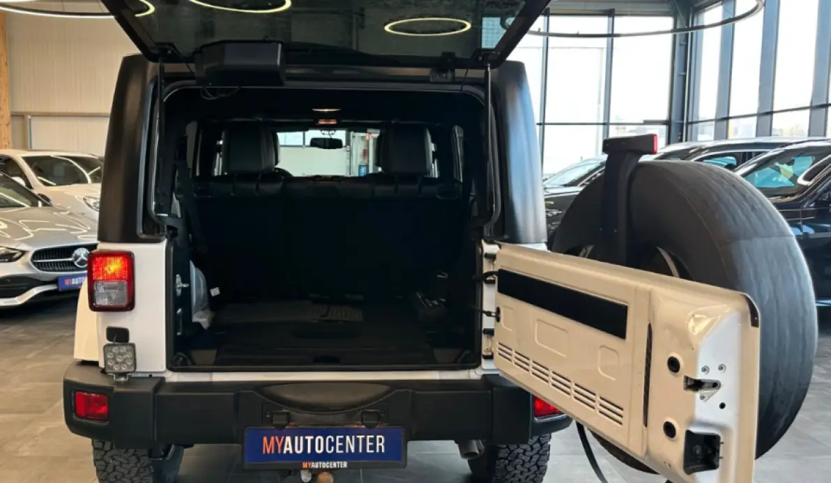 Jeep Wrangler 2.8 CRD 200CH FAP SAHARA BVA