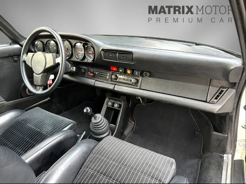 Porsche 930 911 TURBO 3.3