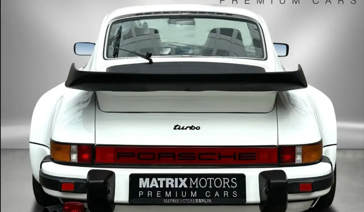 Porsche 930 911 TURBO 3.3