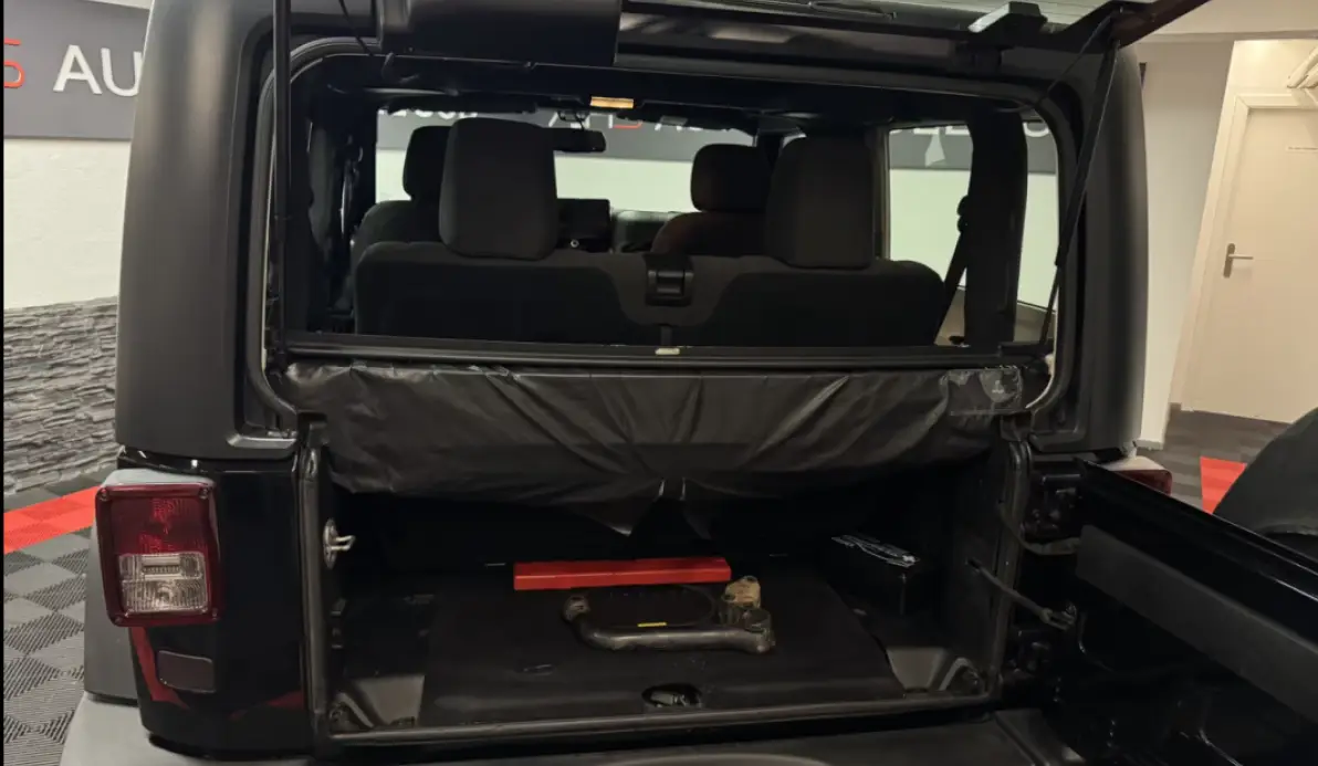 Jeep Wrangler 2.8 CRD 200CH SPORT BVA