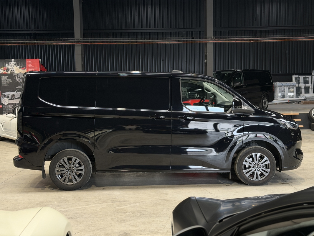 Ford Transit CUSTOM FG 320 L1H1 2.0ECOBLUE 170ch LIMITED 4X4 BVA8