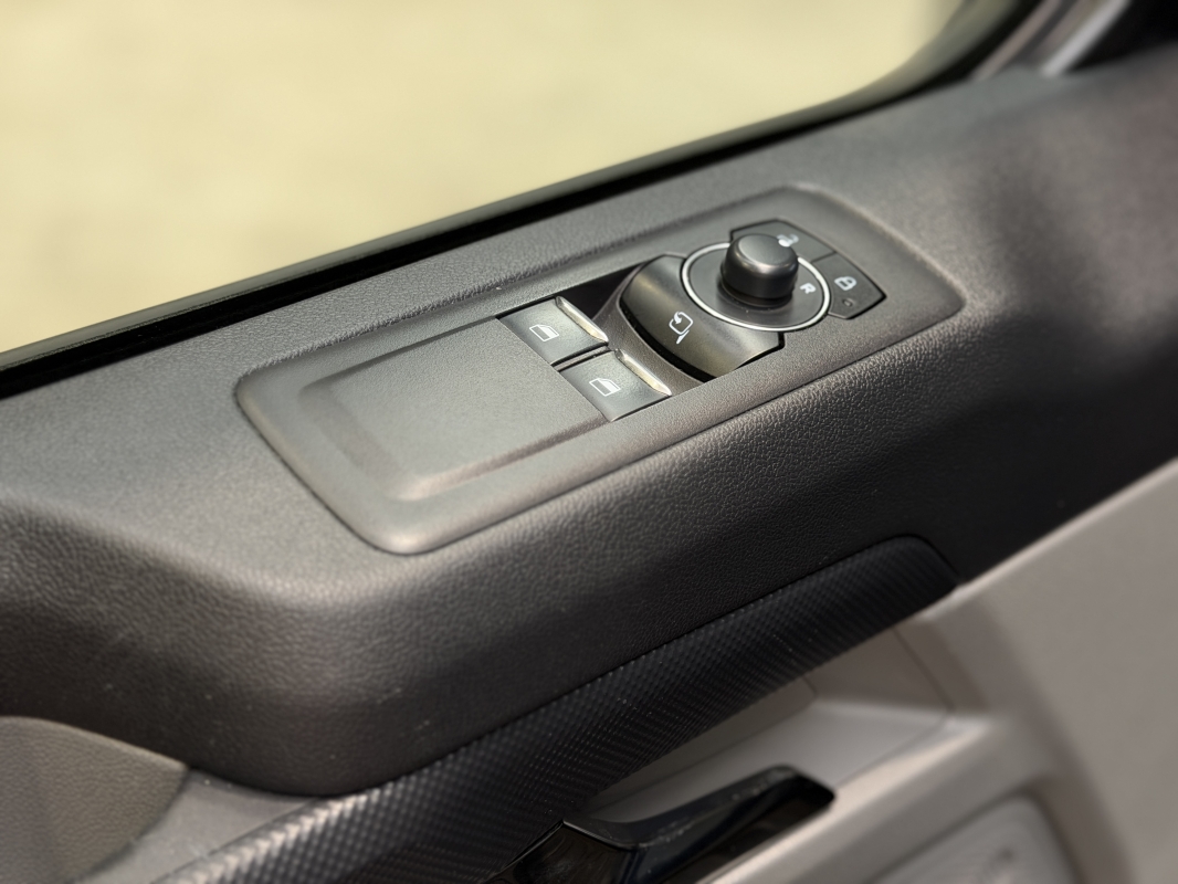 Ford Transit CUSTOM FG 320 L1H1 2.0ECOBLUE 170ch LIMITED 4X4 BVA8