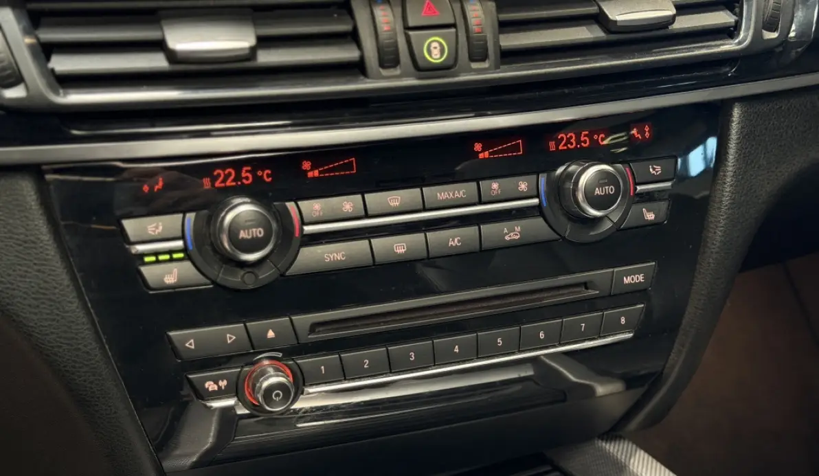 Bmw X5 (F15) M50D 381CH