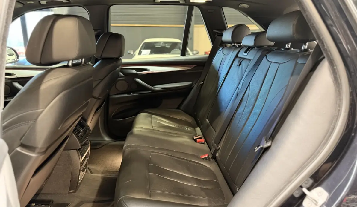 Bmw X5 (F15) M50D 381CH
