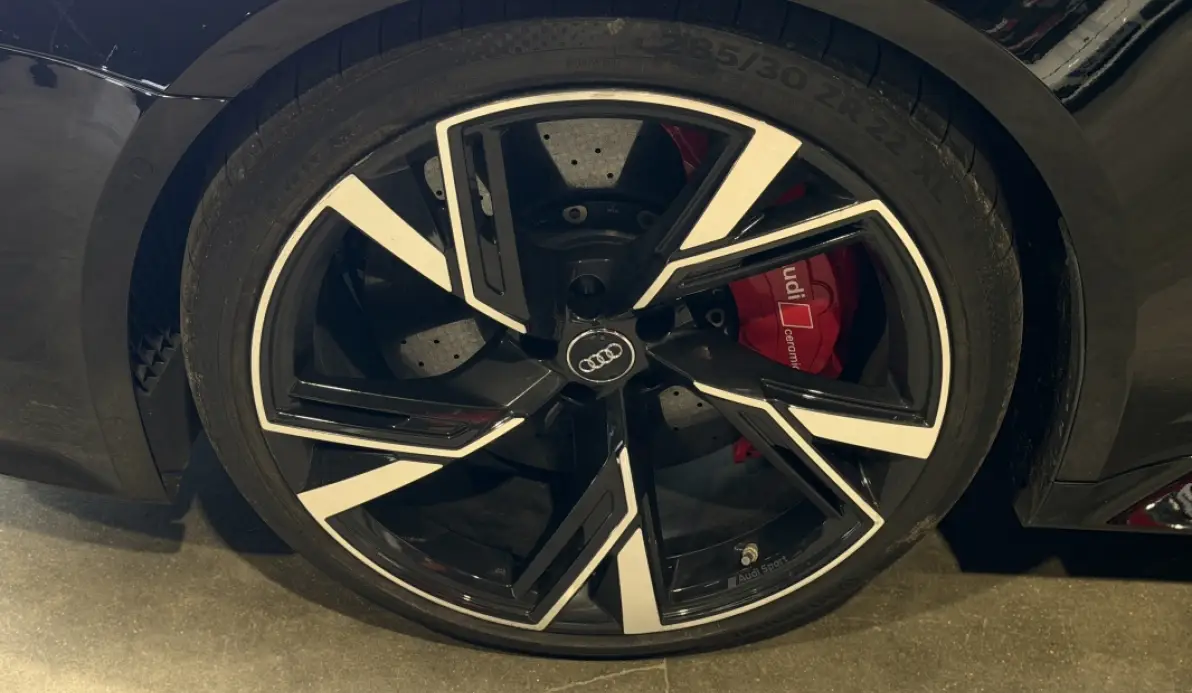 Audi RS6 AVANT 4.0 V8 TFSI 600CH QUATTRO TIPTRONIC