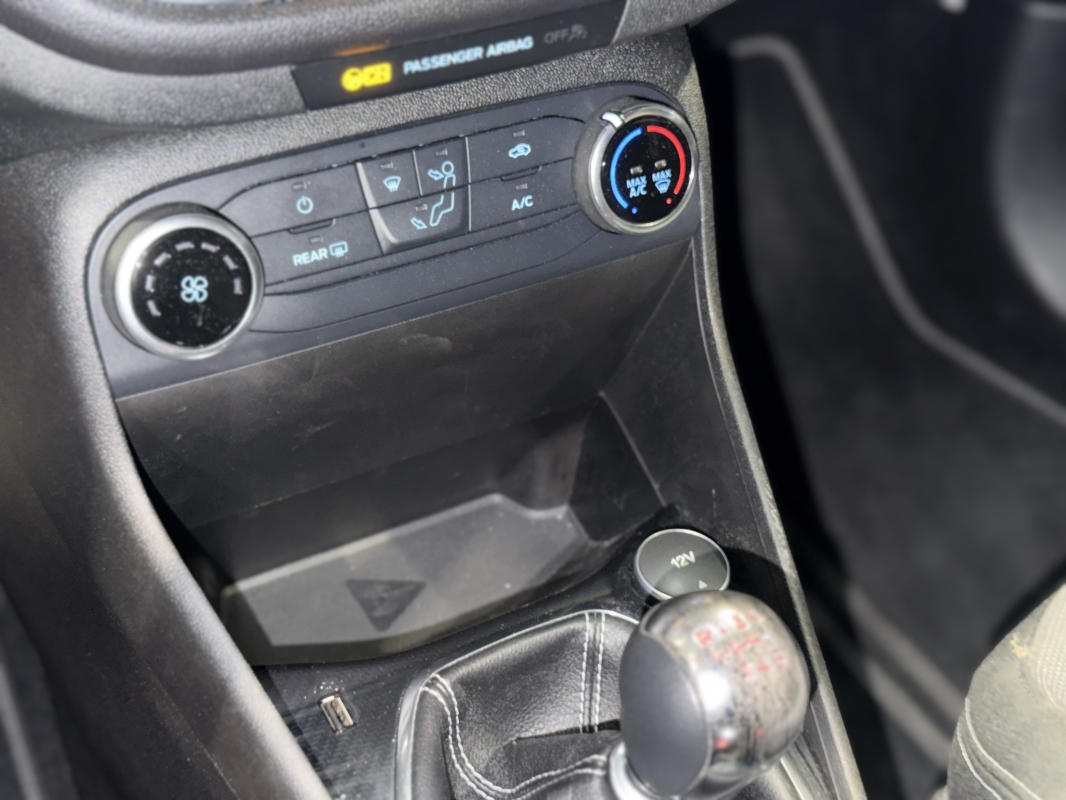 Ford Fiesta 1.5 ECOBOOST 200CH ST-PACK 3P