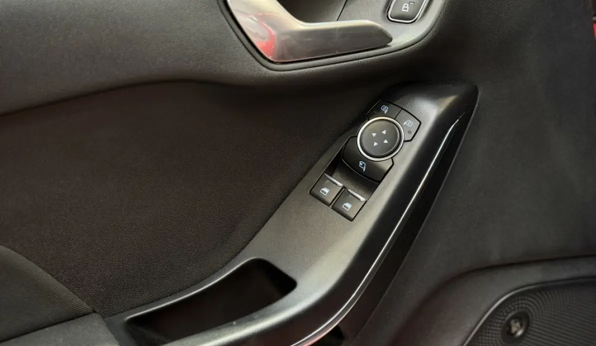 Ford Fiesta 1.5 ECOBOOST 200CH ST-PACK 3P