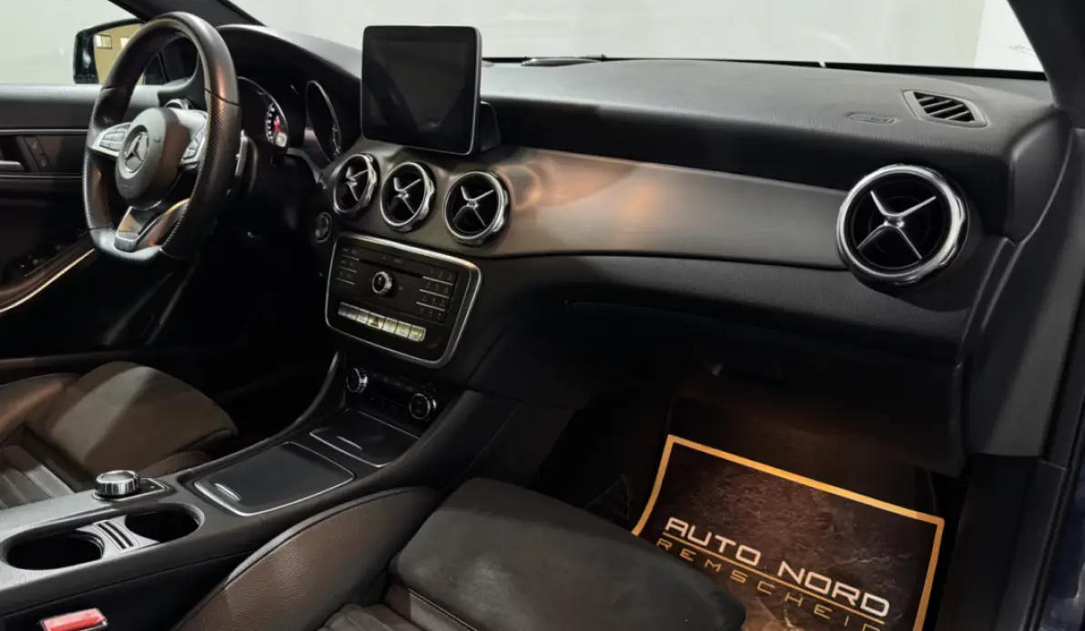 Mercedes GLA 220 D ACTIVITY EDITION 7G-DCT