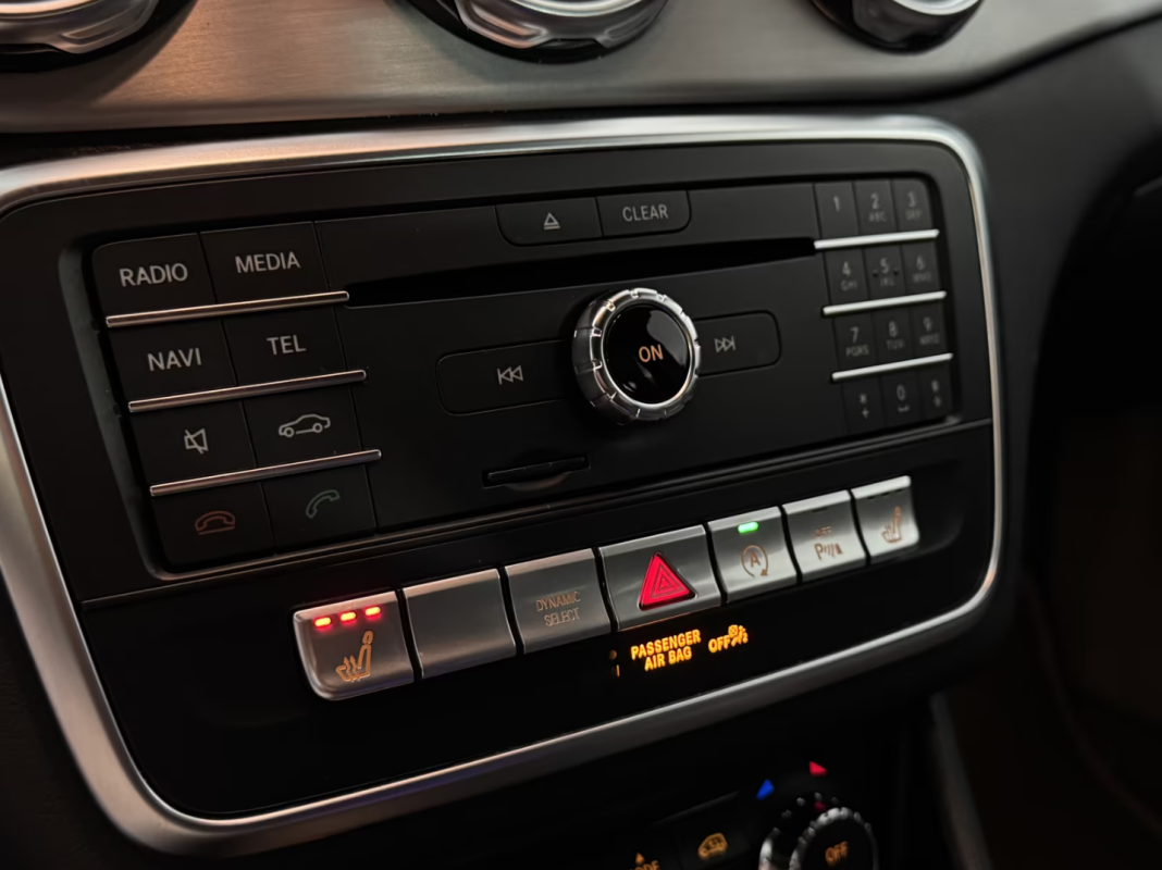 Mercedes GLA 220 D ACTIVITY EDITION 7G-DCT